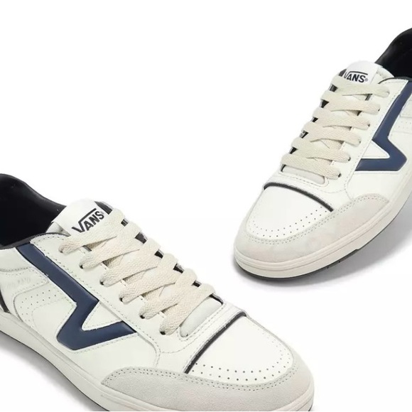 VANS LOWLAND CC JMP R COURT TRUE WHITE / BLACK - Picture 1 of 6